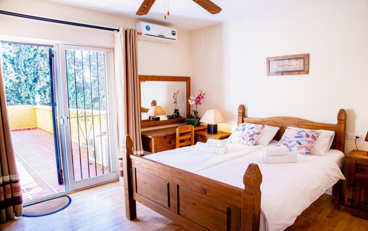 Villa Maria In El Rosario - Mit Sicht Auf Gibralta Marbella Esterno foto