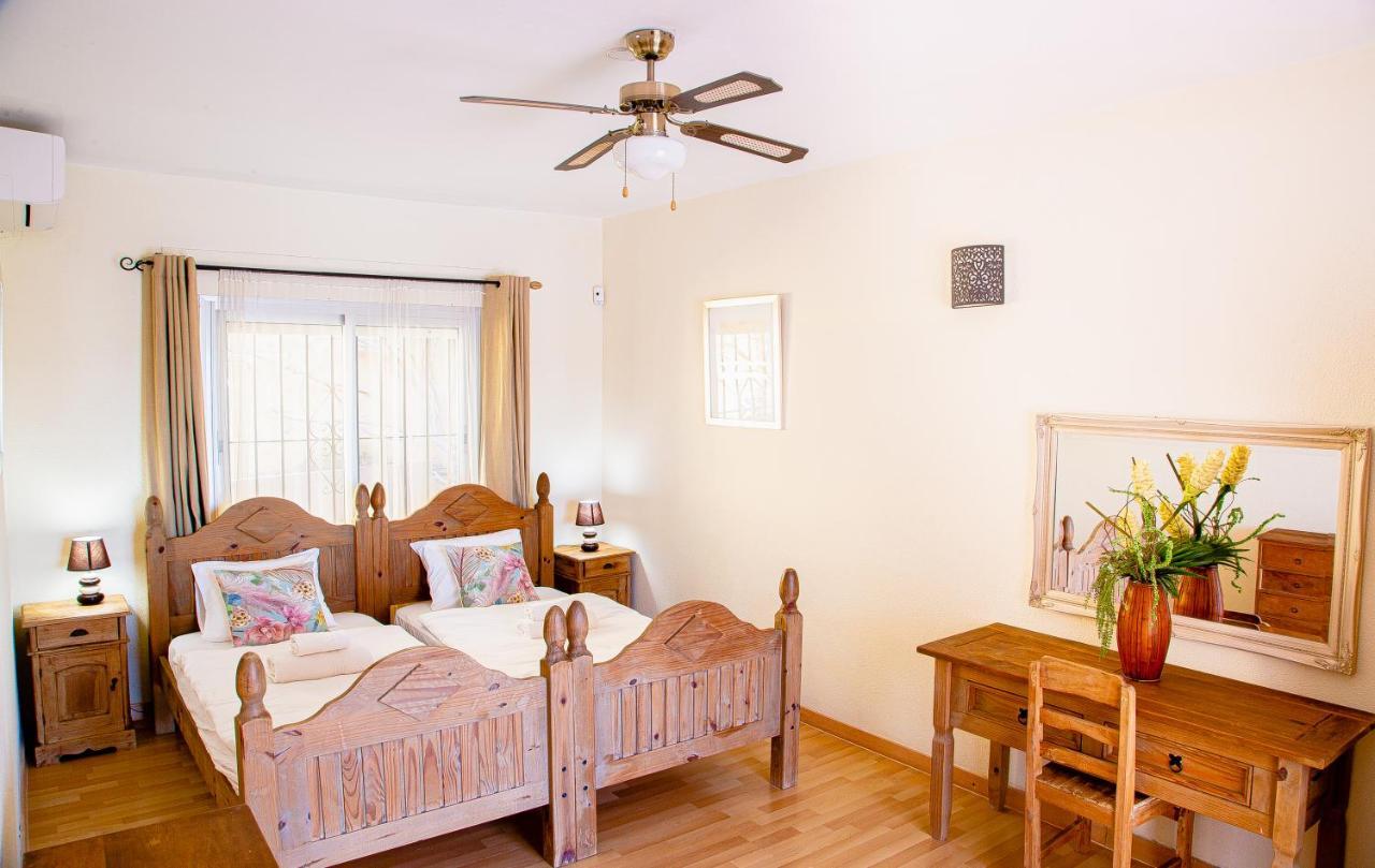 Villa Maria In El Rosario - Mit Sicht Auf Gibralta Marbella Esterno foto